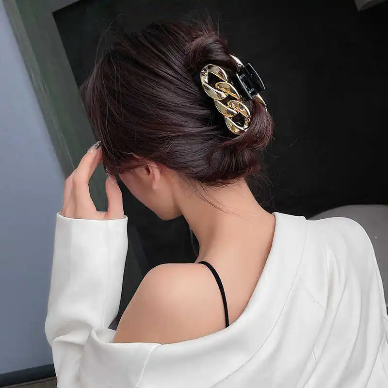 Metal Chain Hollow Out Hair Claw for Women