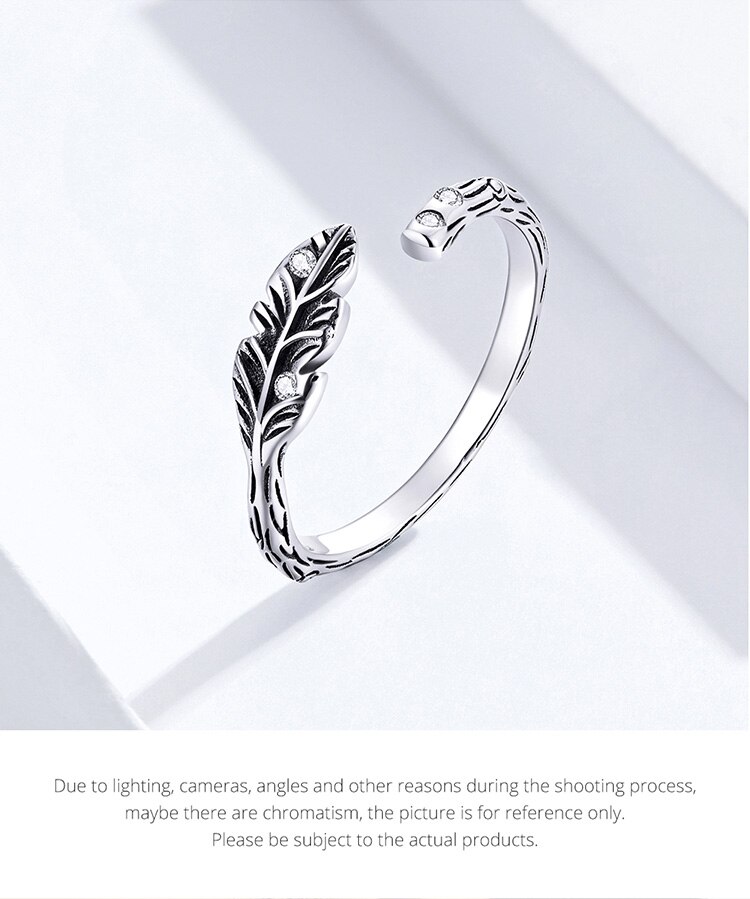 Women's Elegant Thin Silver Ring with Zirconia