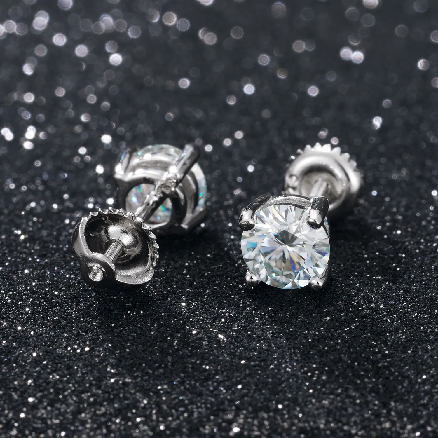 Women's Moissanite Stud Earrings