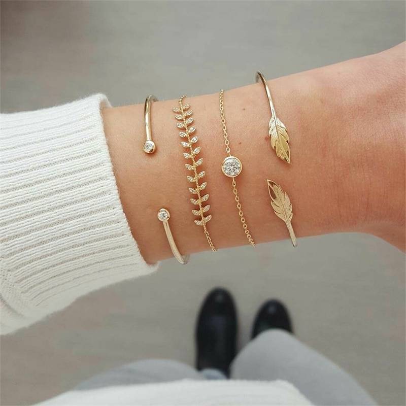 Women's Stylish Boho Bracelet 4 Pcs Set