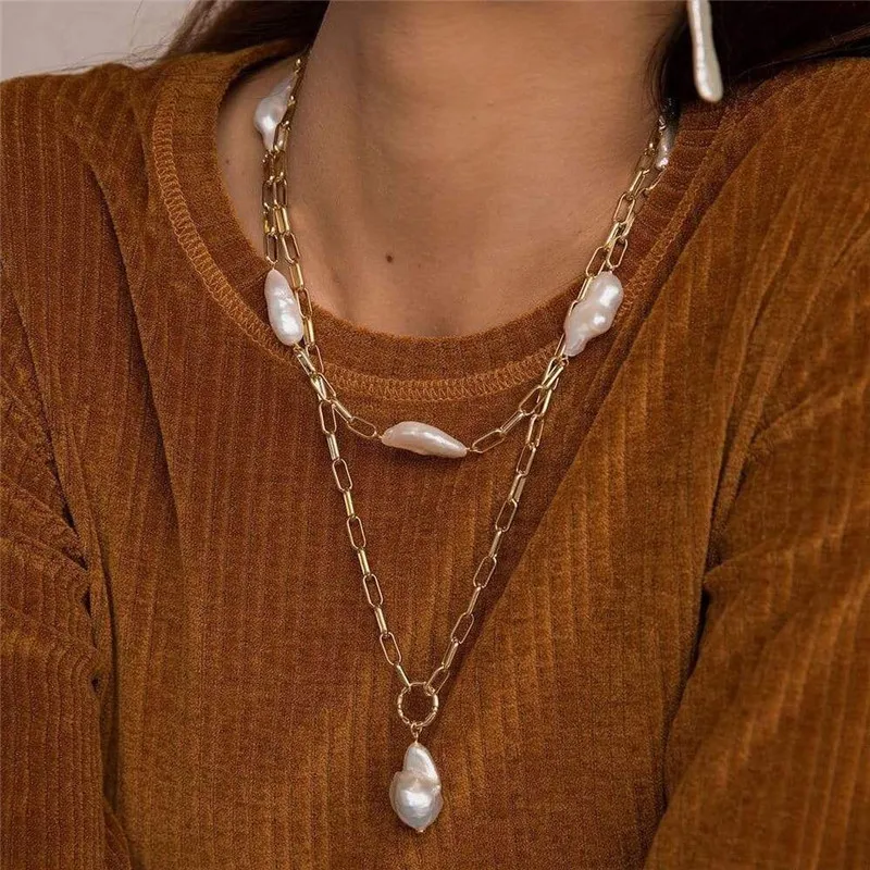 Women's Pearl and Chain Necklace