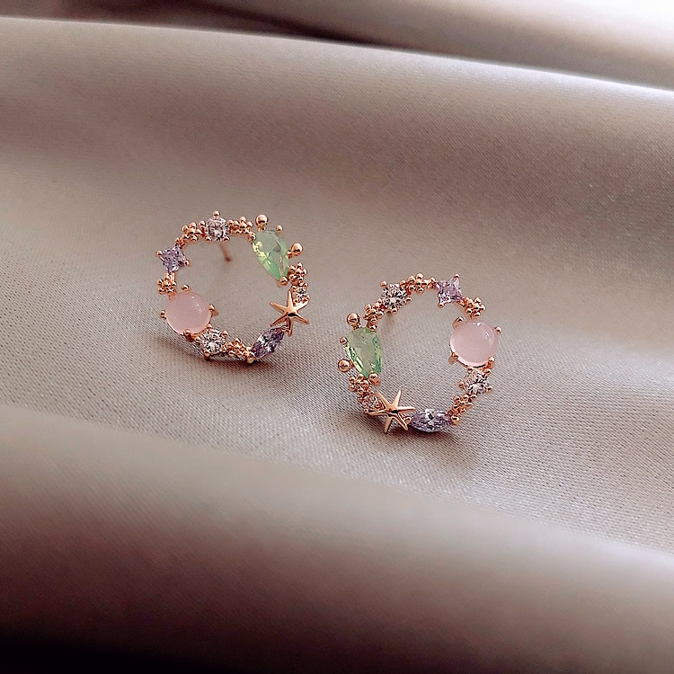 Women's Spring Air Stud Earrings