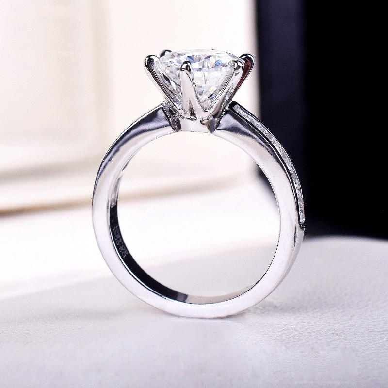 Platinum Plated Silver Ring with Moissanite