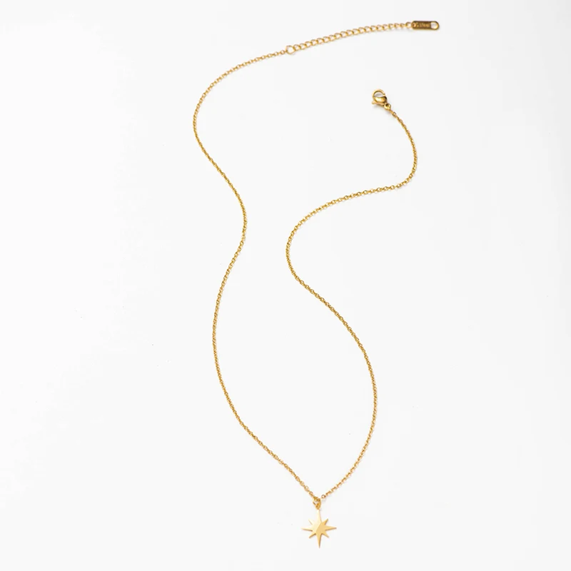 Star Shaped Women's Necklace in Gold