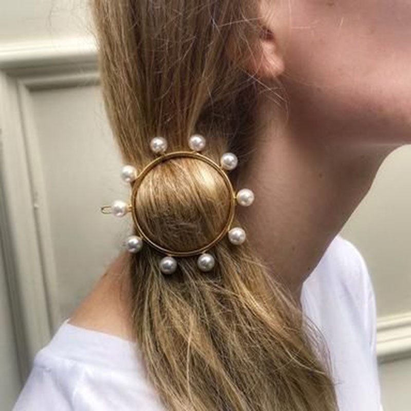 Women's Pearl Hair Clip