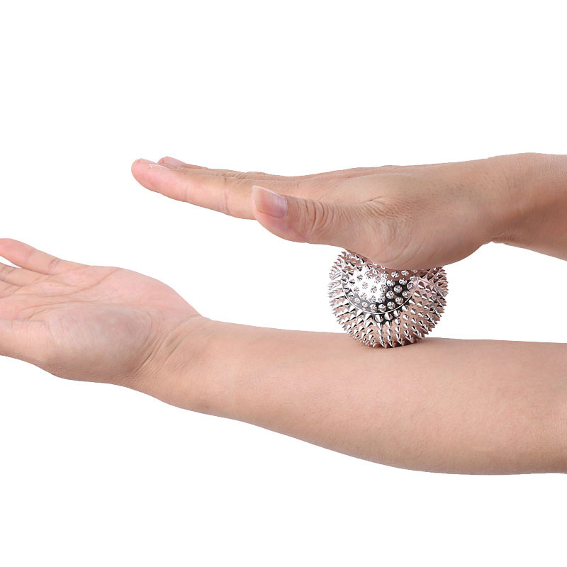 Magnetic Spiky Massage Ball